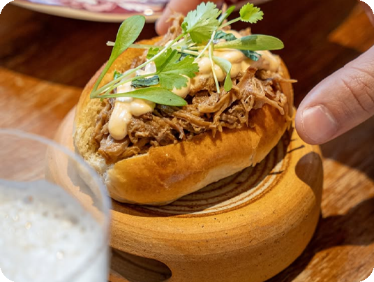 Ruta Castizo y Casa Inquieta + Bus Turístico + Show Flamenco + Kukuchurro 5