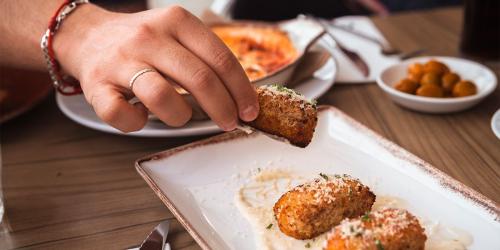 Cultura, compás y sabor: por qué el flamenco y las tapas son el maridaje perfecto